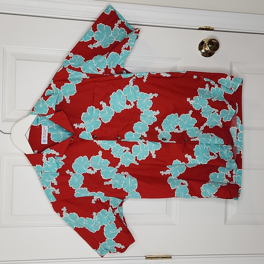 Tori Richard Uniform hawaiian print button-up shirt XS red turquoise resortwear